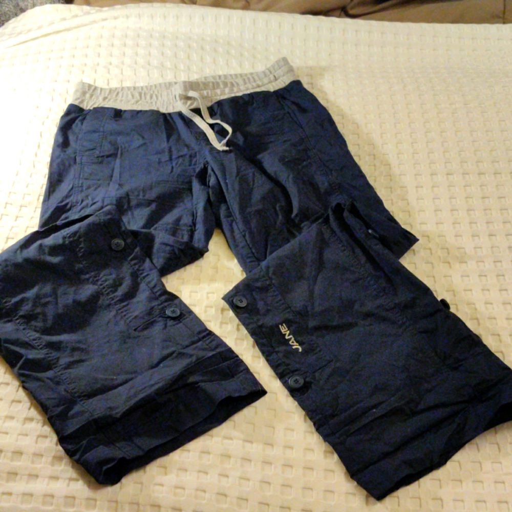 Cargo pants navy, adjustable waist and length, Sz XXS, fits S, by Lorna Jane